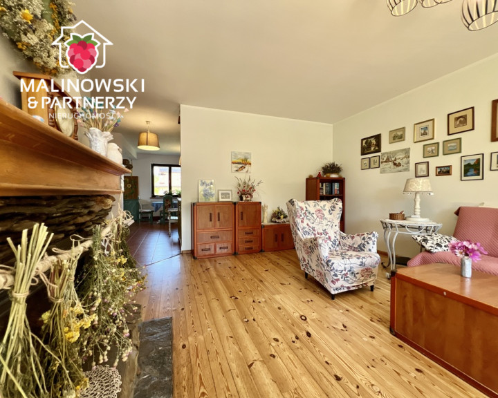 Dom Sprzedaż Złotoria Akacjowa