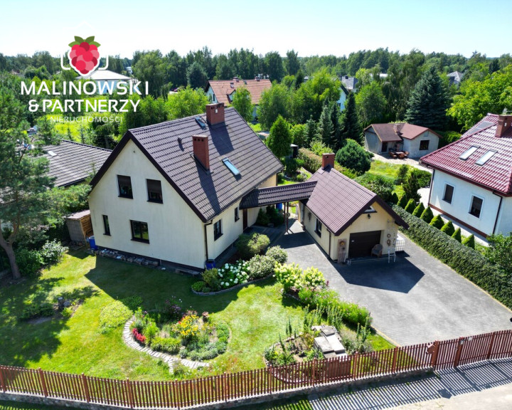 Dom Sprzedaż Złotoria Akacjowa
